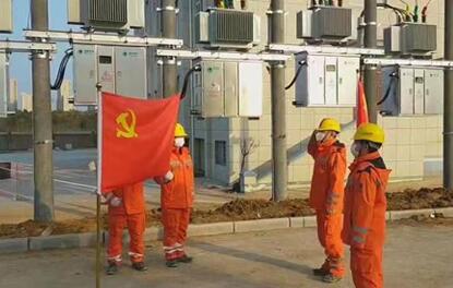 “火線”入黨，在湖北保衛(wèi)戰(zhàn)的戰(zhàn)場上接受組織的考驗