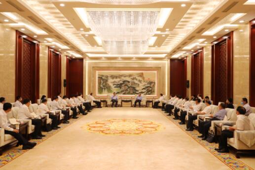 國家電網(wǎng)公司毛偉明、辛保安與山東省委書記劉家義、代省長(zhǎng)李干杰會(huì)談