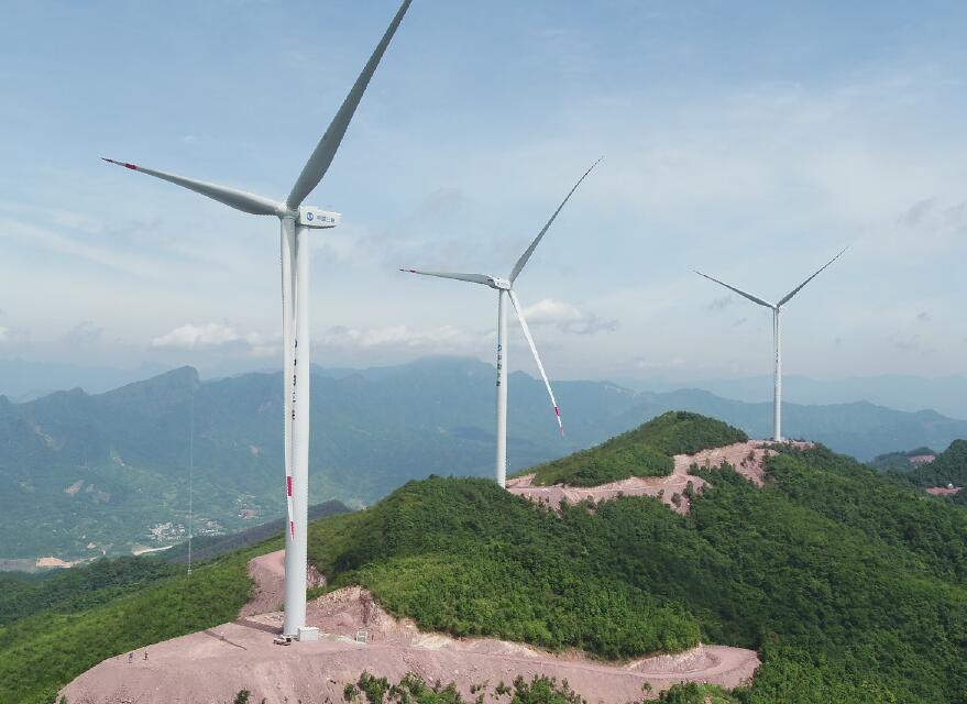 廣西貴港供電：推動電力“大風車”，吹起平南環(huán)保風