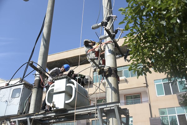 國網(wǎng)南豐縣供電公司：加強(qiáng)作業(yè)現(xiàn)場安全防控 電網(wǎng)建設(shè)項(xiàng)目全面攻堅沖刺