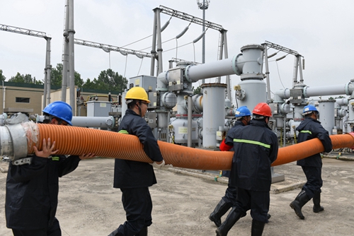 江蘇東?？h供電公司開(kāi)展2021年變電站防汛應(yīng)急演練
