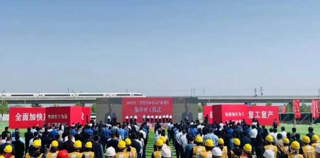 東方日升、晶科、阿特斯同時(shí)擴(kuò)產(chǎn)！