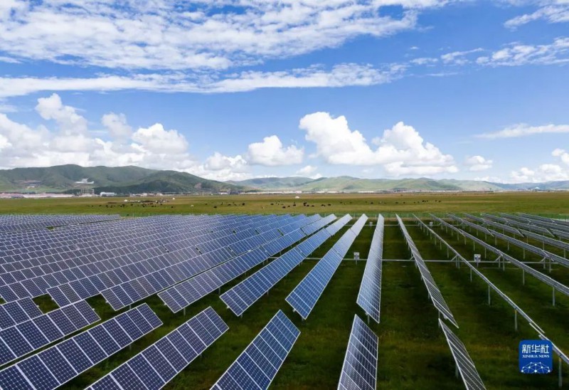 國家能源局章建華：加快推進能源轉型，大力發(fā)展風電和太陽能發(fā)電！