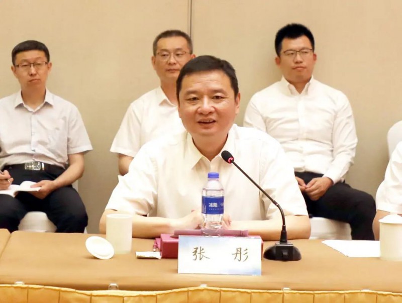 協(xié)鑫、徐工聯(lián)手！布局新能源