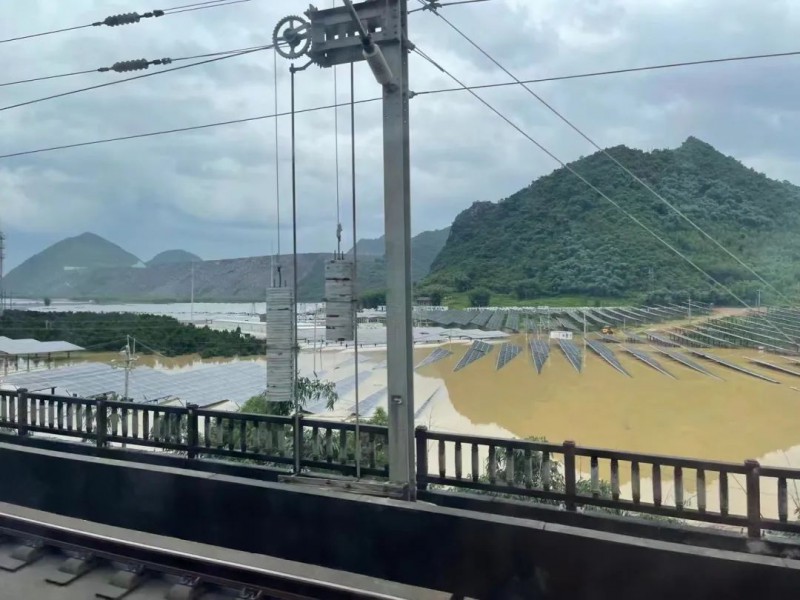 地面電站秒變漂浮電站，又一光伏電站被水淹！