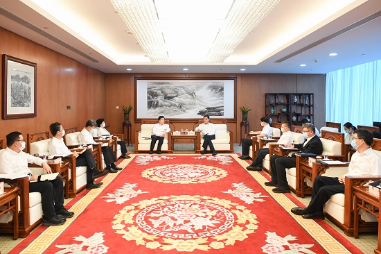 舒印彪鄧建玲會(huì)見保定市委書記黨曉龍、市長(zhǎng)閆繼紅