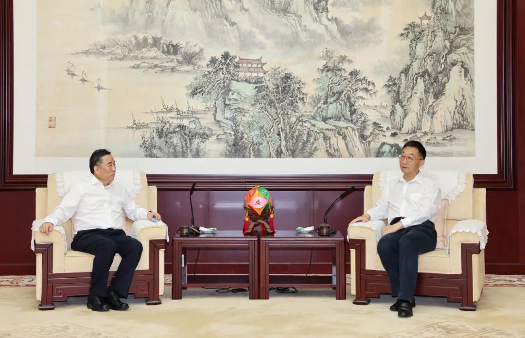 宋海良拜會(huì)廣西壯族自治區(qū)黨委書記劉寧、自治區(qū)主席藍(lán)天立