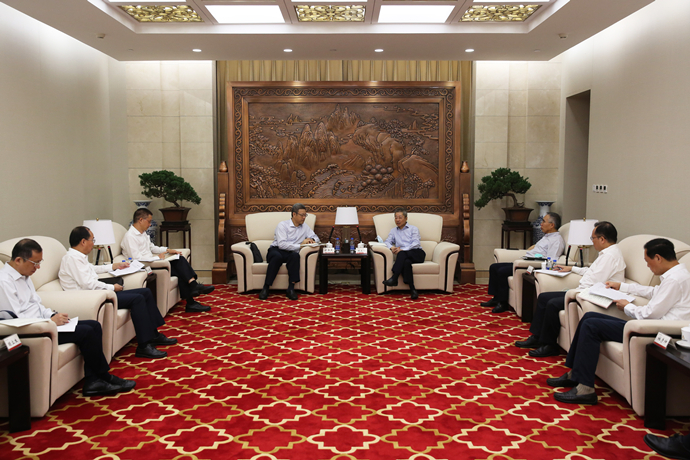 錢智民拜訪農(nóng)發(fā)行黨委書記、董事長(zhǎng)錢文揮