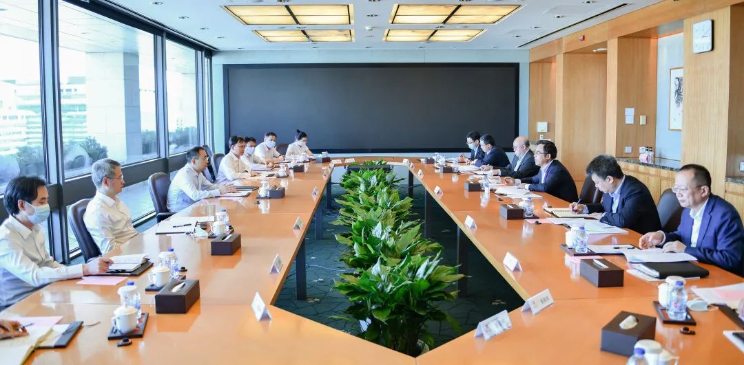 鄒磊拜訪中國(guó)銀行黨委書記、董事長(zhǎng)劉連舸