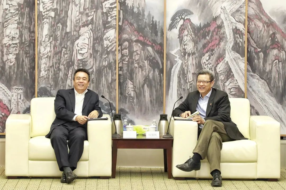 國家電投黨組書記、董事長錢智民會(huì)見哈電集團(tuán)黨委書記、董事長曹志安