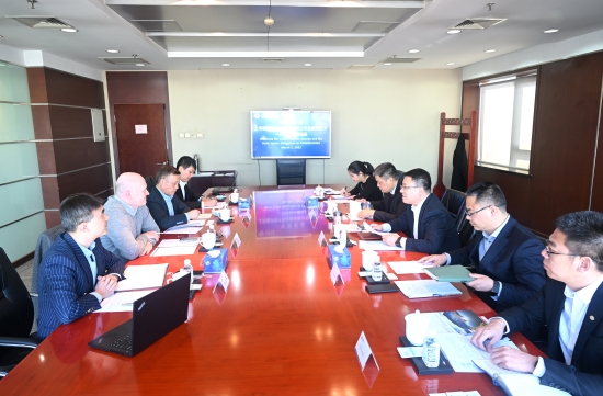 中國電建副總經理王小軍會見上海福伊特公司總裁龍杰文