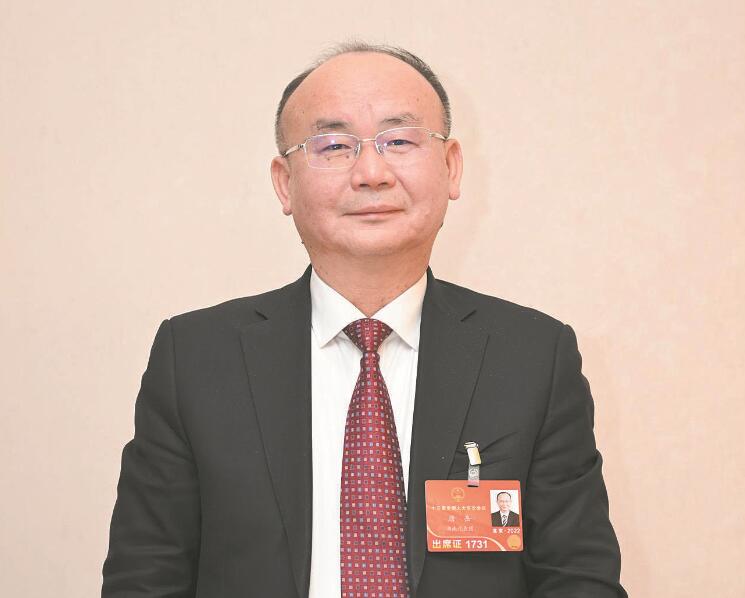 優(yōu)質(zhì)供電服務(wù)助力裝備制造業(yè)高質(zhì)量發(fā)展——訪全國人大代表、楚天科技股份有限公司董事