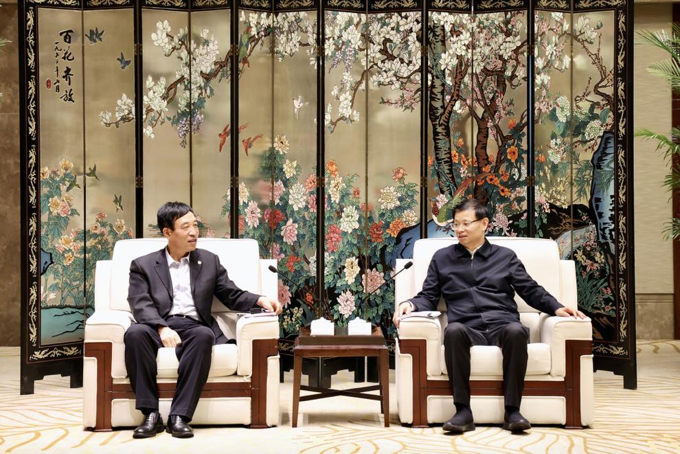 中國(guó)能建黨委副書記、總經(jīng)理孫洪水拜會(huì)江蘇省省長(zhǎng)許昆林