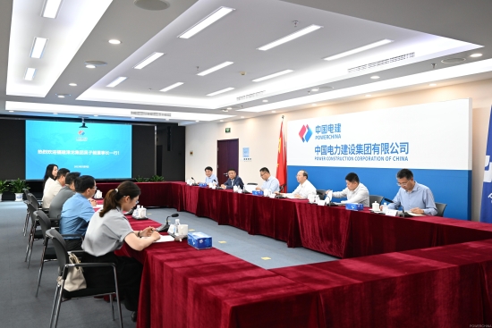 中國(guó)電建黨委常委、副總經(jīng)理徐鵬程與漳龍集團(tuán)黨委書記、董事長(zhǎng)吳子毅會(huì)談