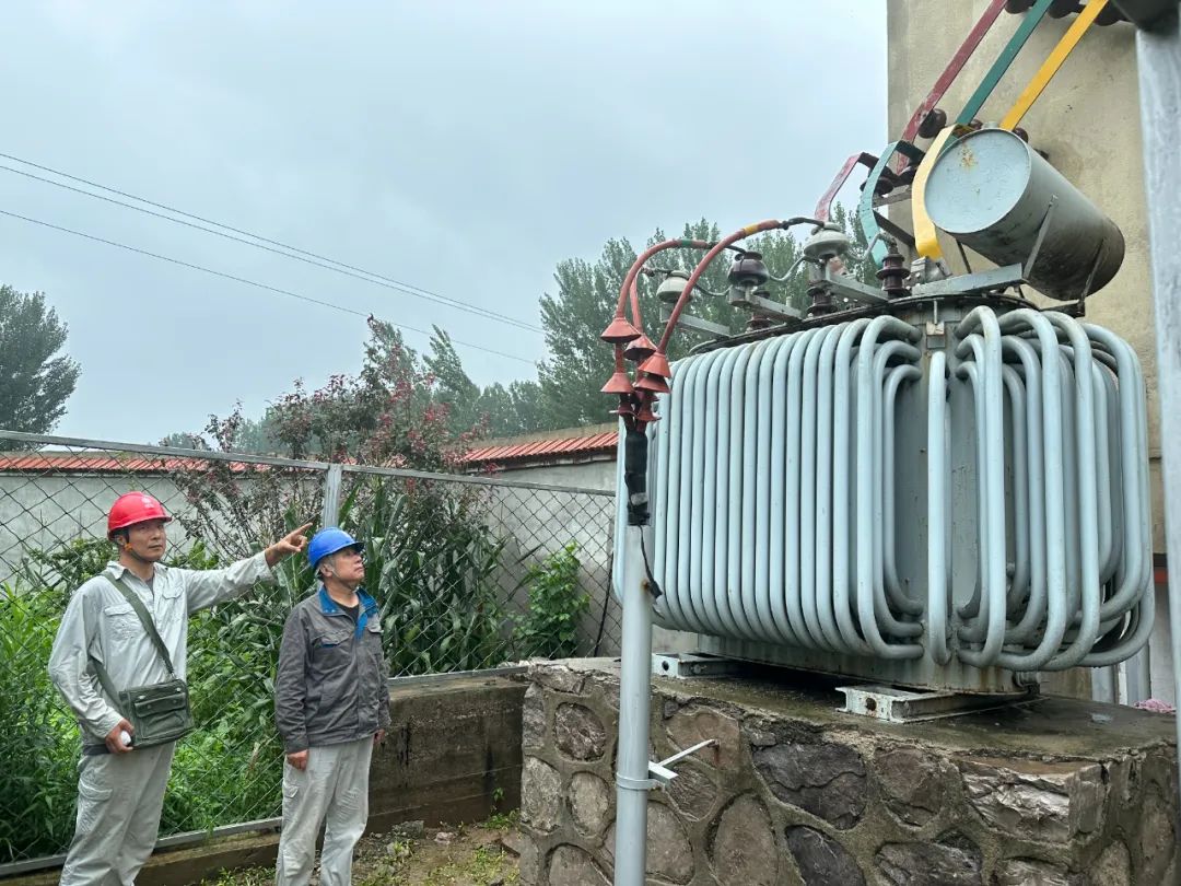 國網(wǎng)玉田縣供電公司：迎戰(zhàn)“杜蘇芮”，筑牢供電保障“堤壩”