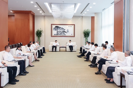 華能集團黨組書記、董事長溫樞剛會見山西省委常委、太原市委書記韋韜