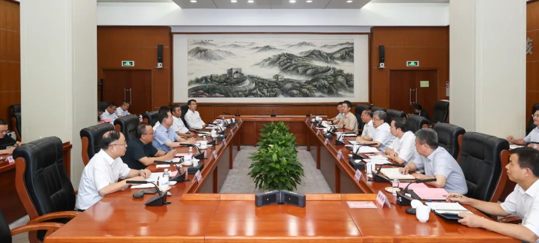 中核集團黨組書記、董事長余劍鋒會見北京市通州區(qū)委書記孟景偉