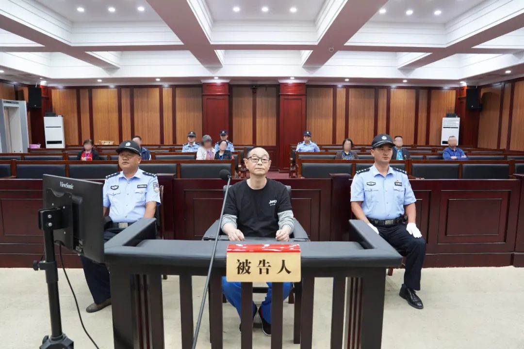 貴州電網(wǎng)有限責(zé)任公司原黨委委員、工會(huì)主席張帆受賄案一審宣判