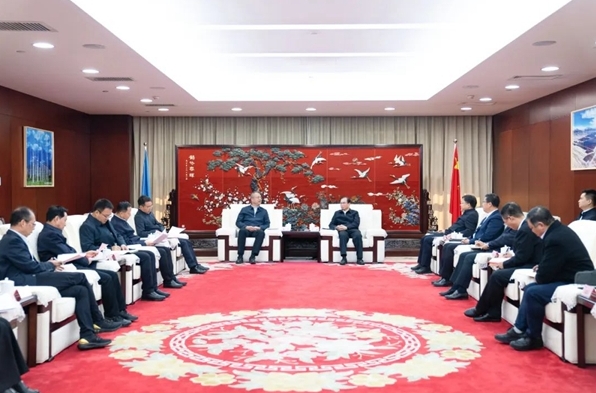江毅會(huì)見陜西省人大常委會(huì)副主任、寶雞市委書記楊廣亭
