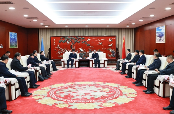 江毅會(huì)見內(nèi)蒙古自治區(qū)黨委常委、常務(wù)副主席黃志強(qiáng)