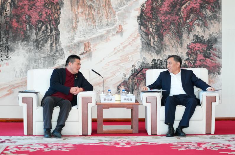 宋海良與“三新”聯(lián)盟成員遠(yuǎn)東控股集團(tuán)創(chuàng)始人、董事局主席蔣錫培會(huì)談