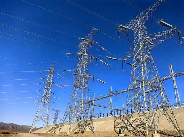 青?，敔枔跛娬?30千伏輸電線路全面竣工