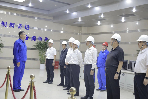 國務(wù)院國資委黨委委員、副主任茍坪到新疆華電喀什熱電公司宣講黨的二十屆三中全會精神并調(diào)研