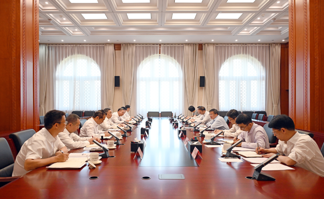 國家能源局黨組書記、局長章建華會見中國能建集團(tuán)主要領(lǐng)導(dǎo)