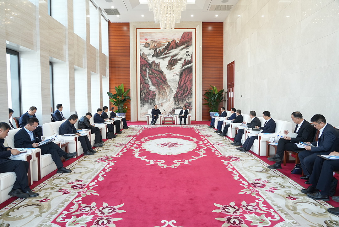 中國能建黨委書記、董事長宋海良與山西省委常委、大同市委書記盧東亮?xí)? width=
