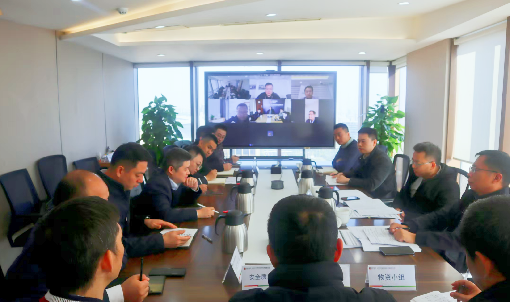 國家電投四川公司黨委書記、董事長盧岸健調(diào)研攀枝花儲(chǔ)能、色達(dá)光儲(chǔ)項(xiàng)目建設(shè)工作