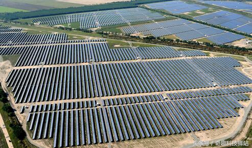 世界十大太陽(yáng)能光伏發(fā)電站：中國(guó)入圍，印度排在第一