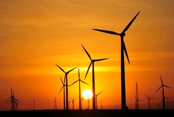 層層轉(zhuǎn)包、培訓(xùn)缺位、低價競爭……風(fēng)電運維亂象叢生